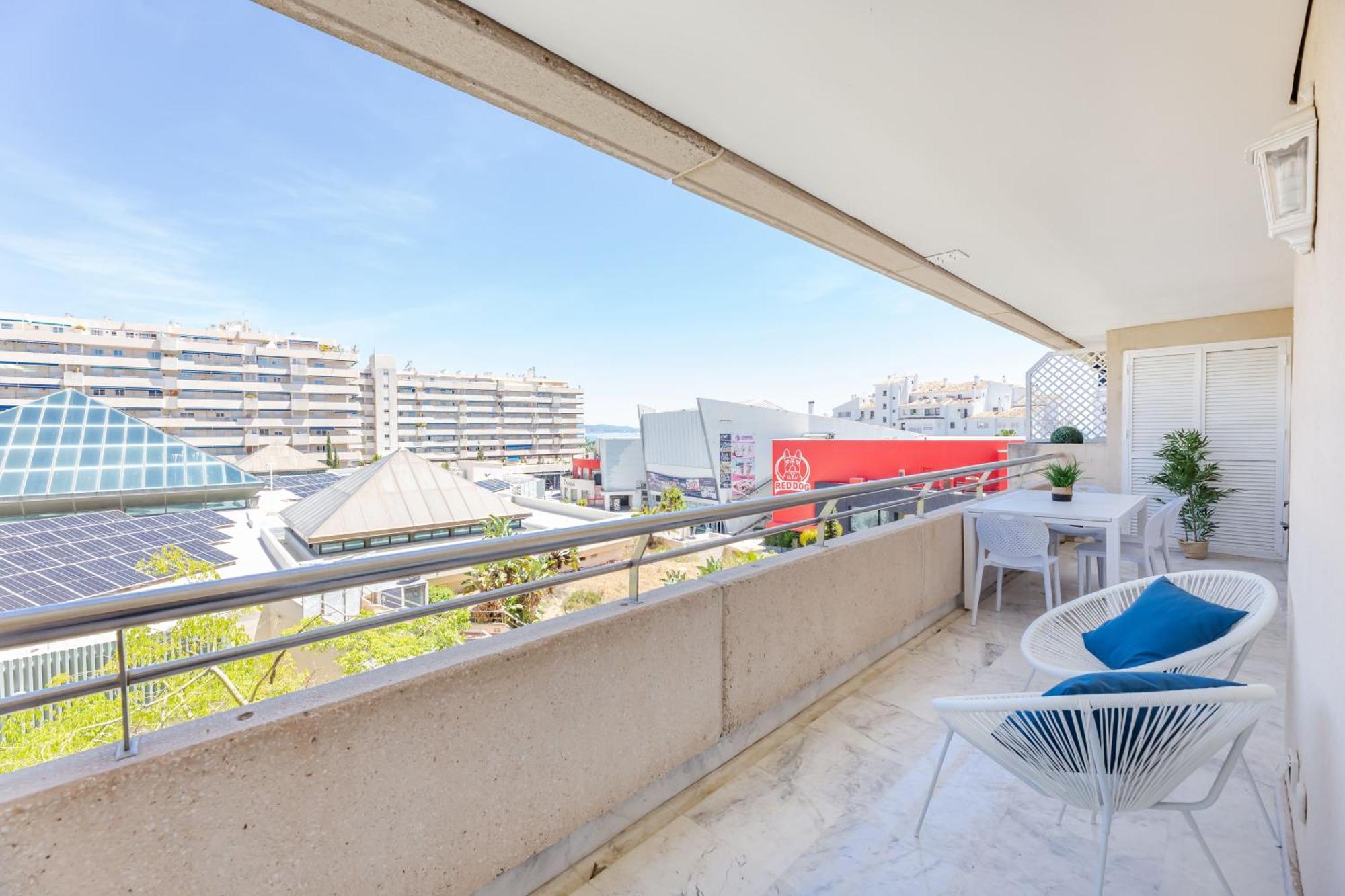 Appartement Marina Banus Ll